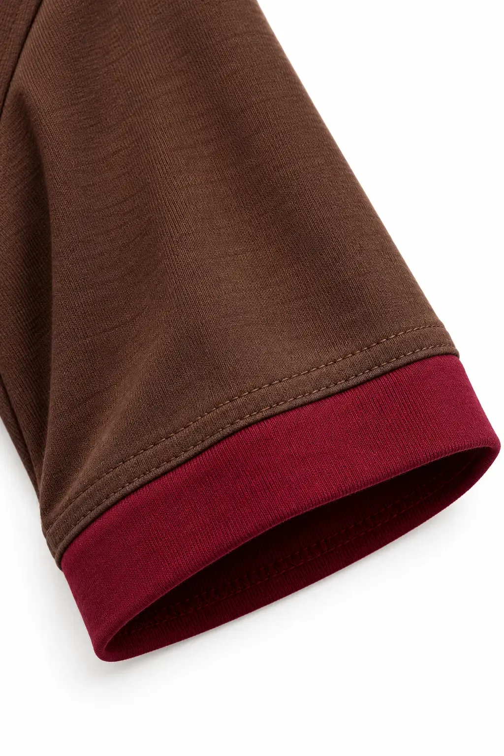 Kadın Kahverengi Bisiklet Yaka Bordo Şerit Detaylı Yırtmaçlı Kısa Kollu Midi Elbise HZL26S-WM508