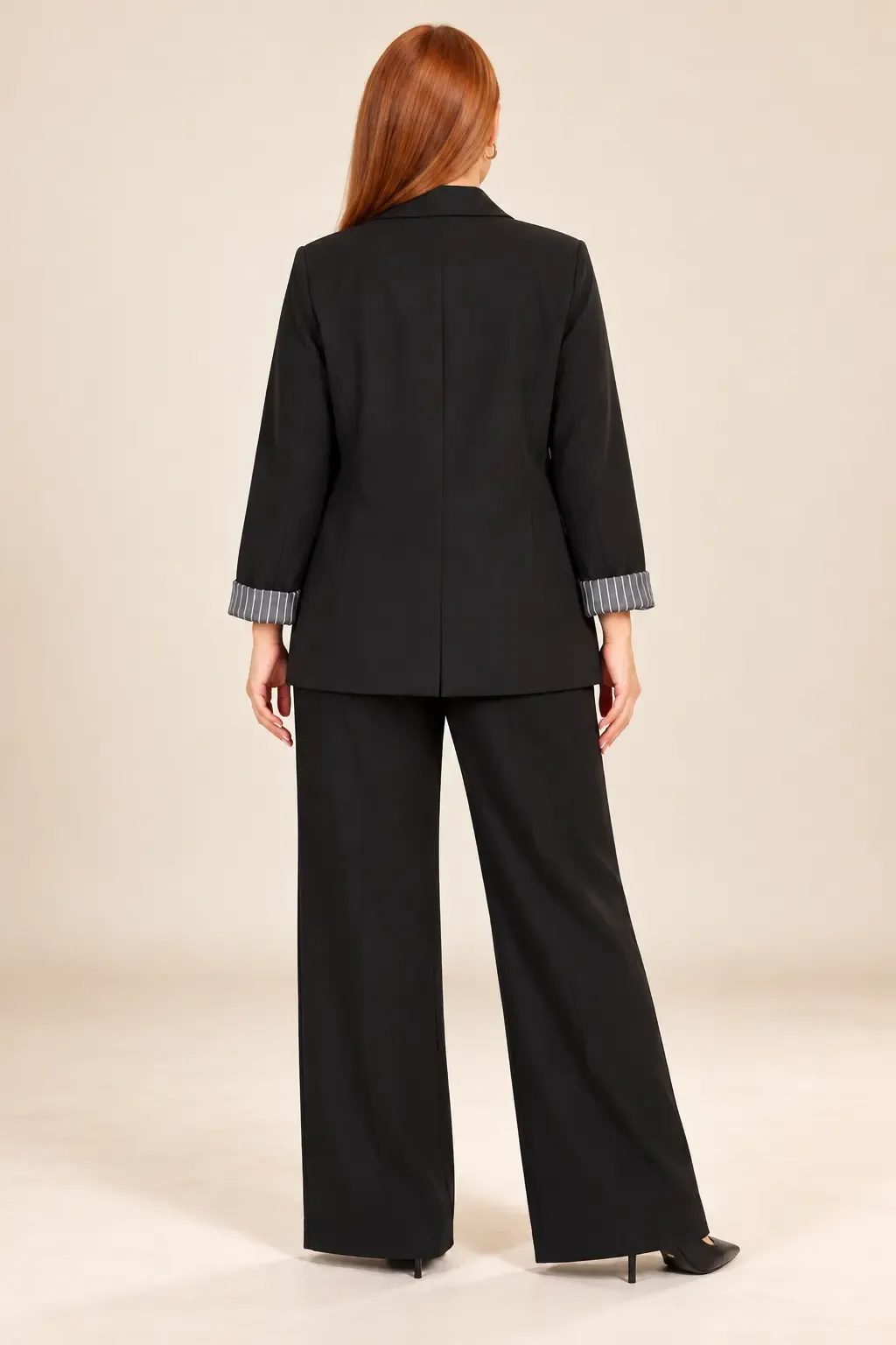 Kadın Siyah Büyük Beden Çizgili Kol Detaylı Tek Düğmeli Blazer Ceket HZL27W-ZSS0919