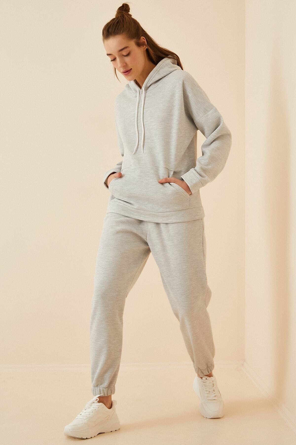 Kadın Açık Gri Oversize Kapüşonlu Polarlı Eşofman Takımı HZL22W-BD1553231