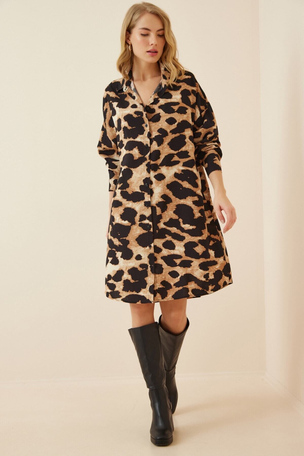 Kadın Bej Siyah Leopar Desenli Önden Düğmeli Oversize Viskon Gömlek Elbise HZL22S-BD158591