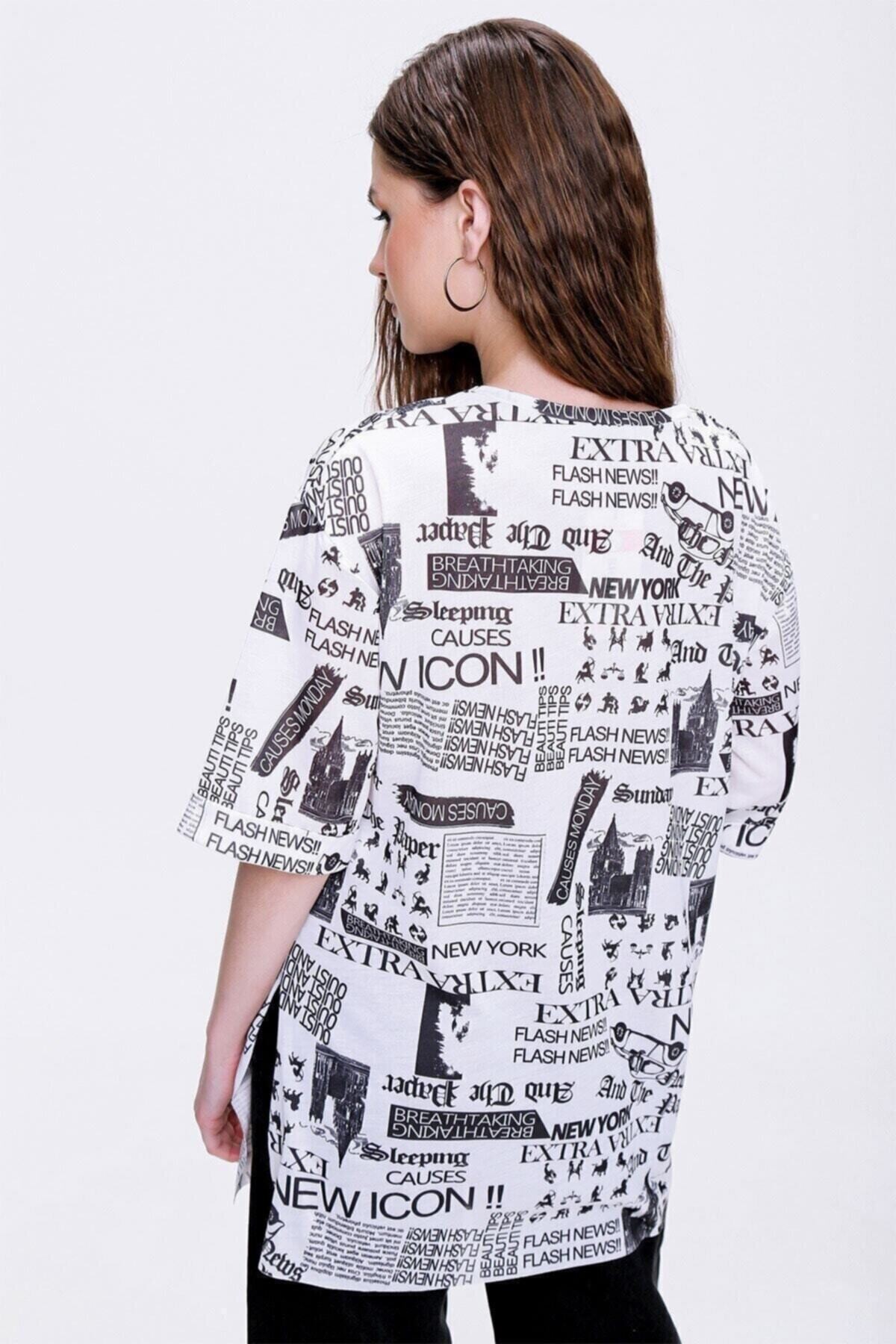 Kadın Beyaz Bisiklet Yaka Yandan Yırtmaçlı Kolu Katlı Oversize Örme T-shirt Hzl22s-bd142991