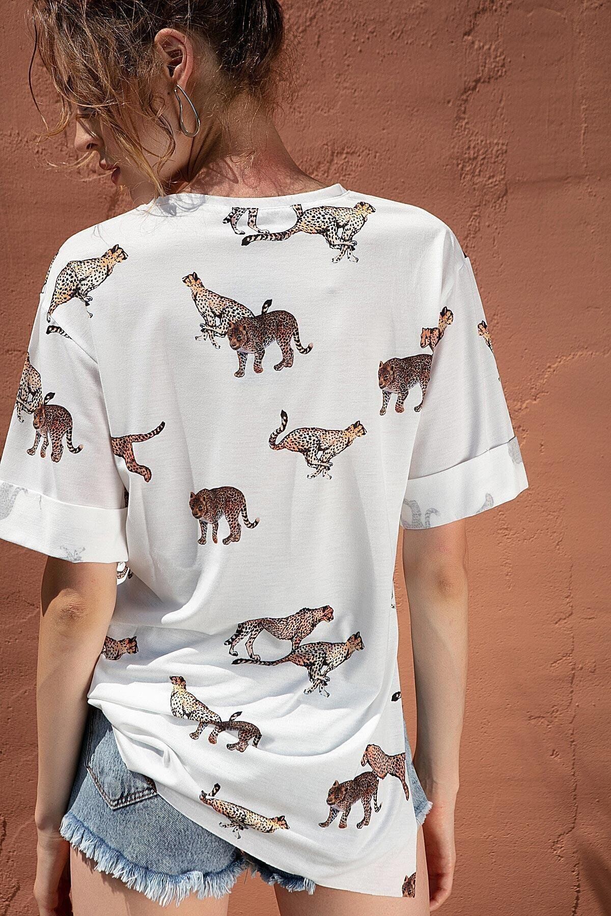 Kadın Beyaz Bisiklet Yaka Yandan Yırtmaçlı Kolu Katlı Oversize Örme T-Shirt HZL22S-BD141331