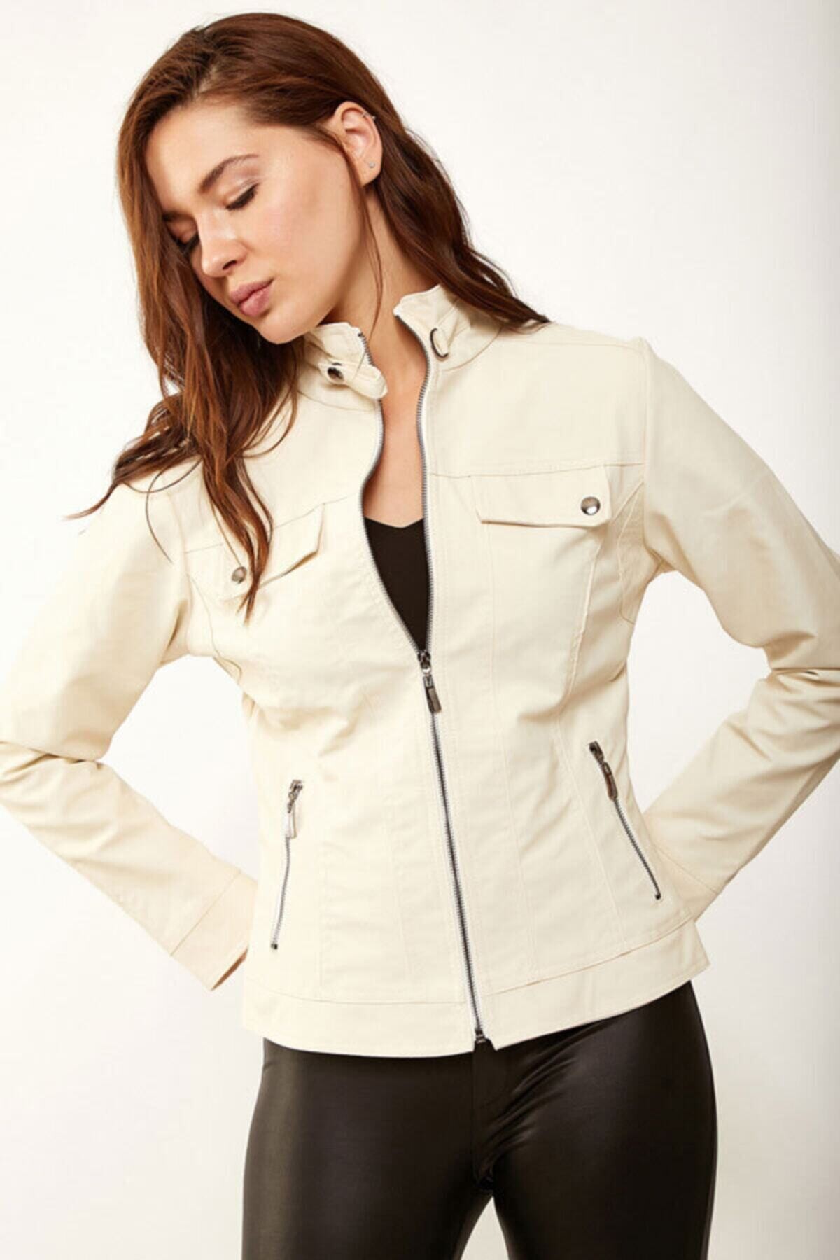 Kadın Ekru Dik Yaka Suni Deri Ceket HZL22W-BD110241
