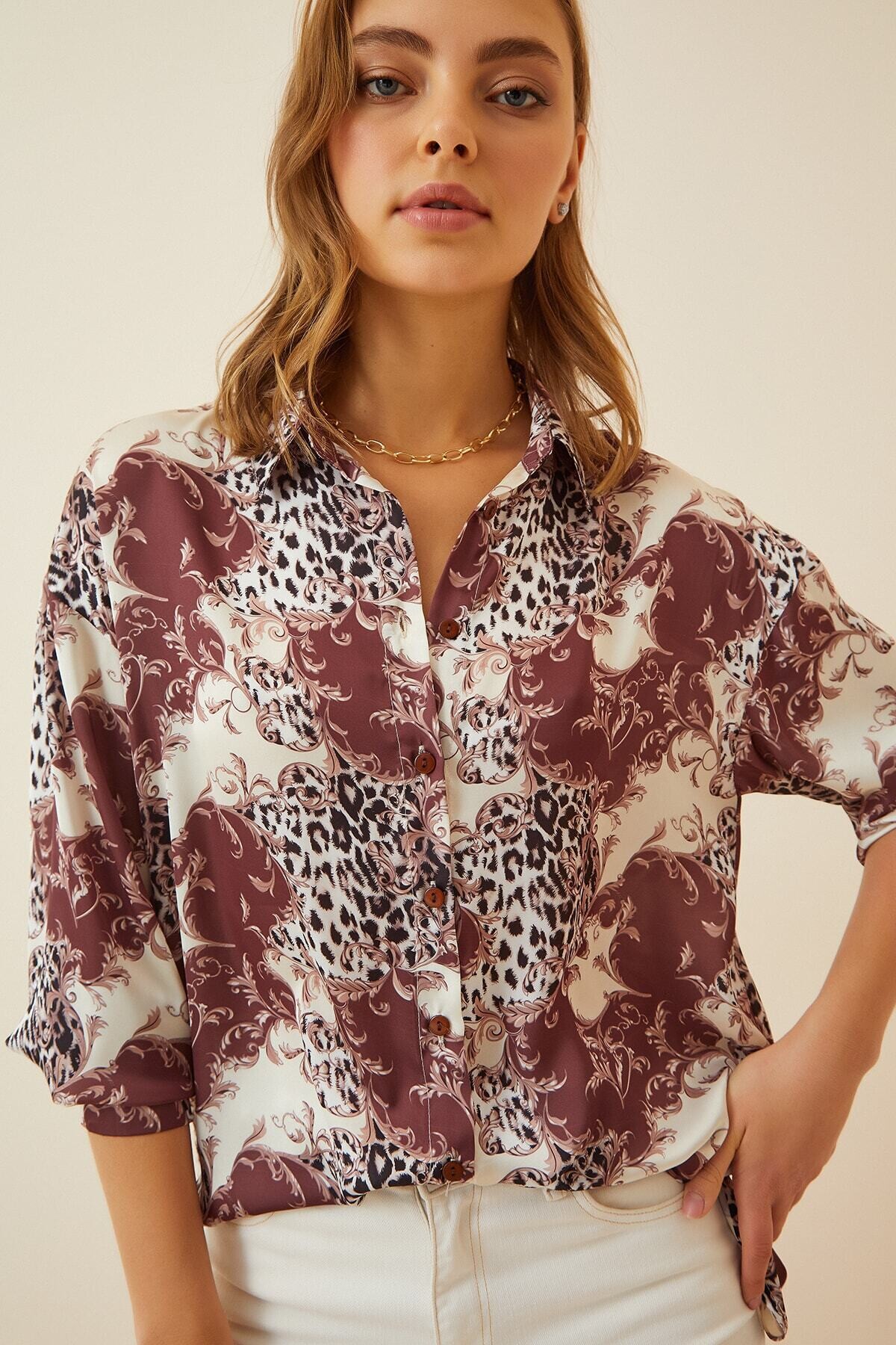 Kadın Kahve Dökümlü Desenli Saten Yüzeyli Oversize Gömlek HZL22S-BD140051