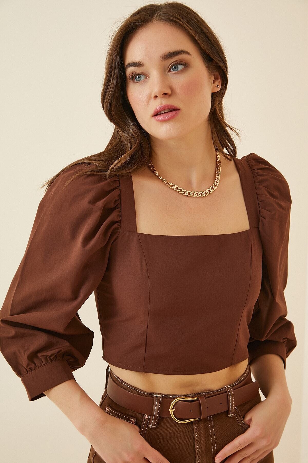 Kadın Kahve Kare Yaka Juliet Kol Crop Bluz HZL22S-BD104171