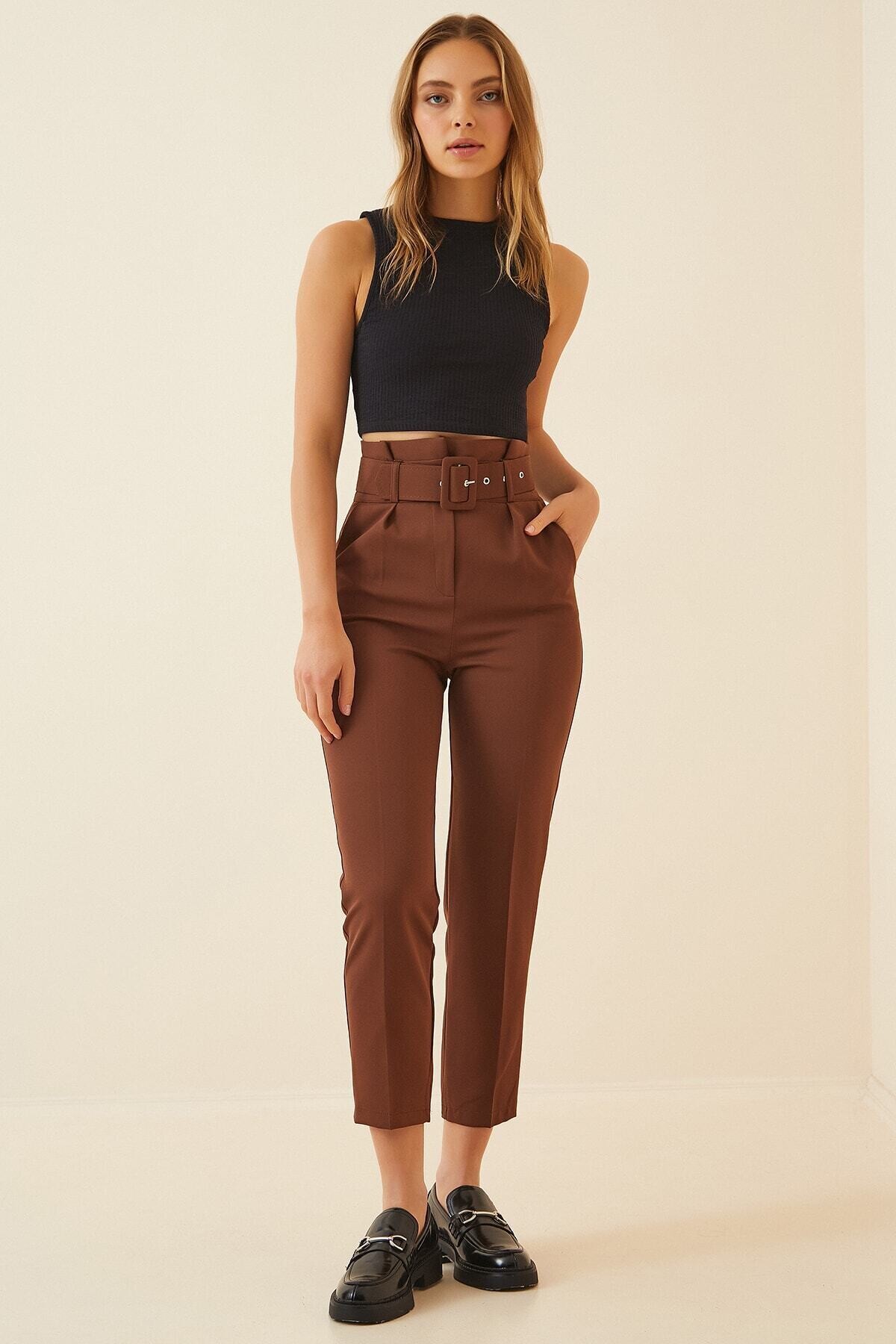 Kadın Kahverengi Yüksek Bel Kemerli Kumaş Pantolon HZL22W-BD164641