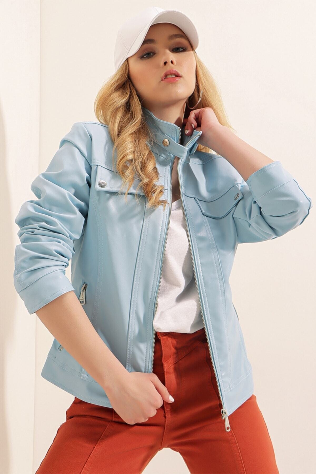 Kadın Mavi Dik Yaka Suni Deri Ceket HZL22W-BD110241