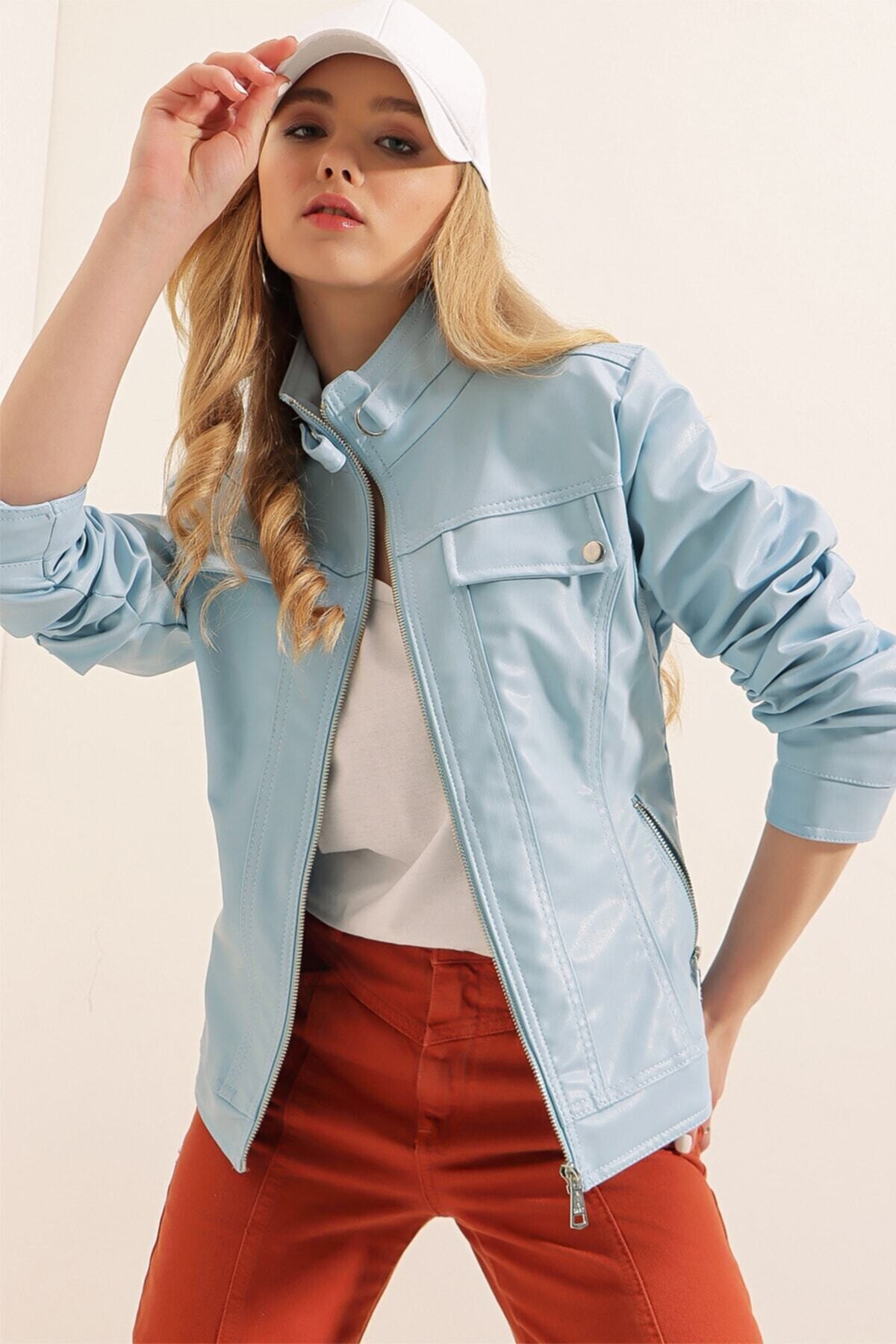 Kadın Mavi Dik Yaka Suni Deri Ceket HZL22W-BD110241