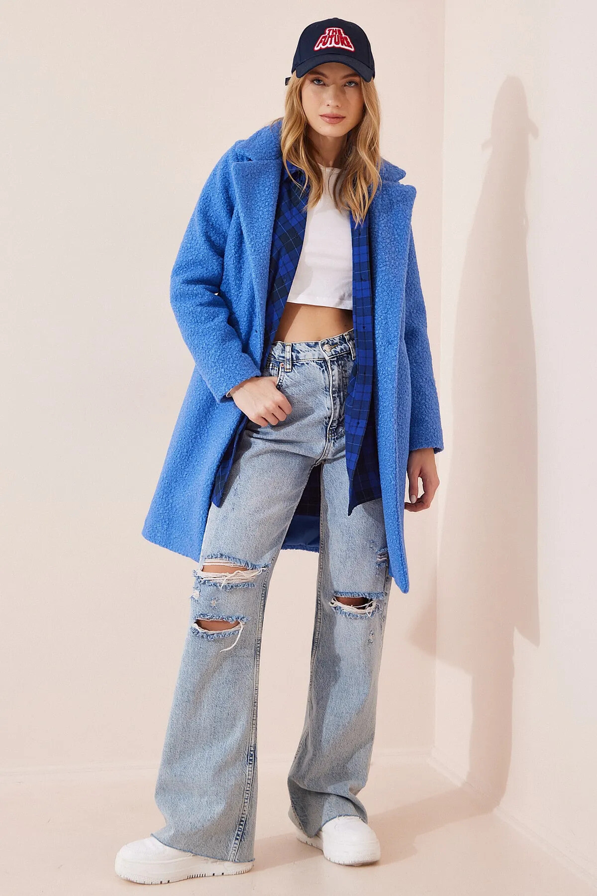 Kadın Mavi Tek Düğmeli Çift Cepli Astarlı Buklet Kaşe Kaban Hzl22w-bd190821