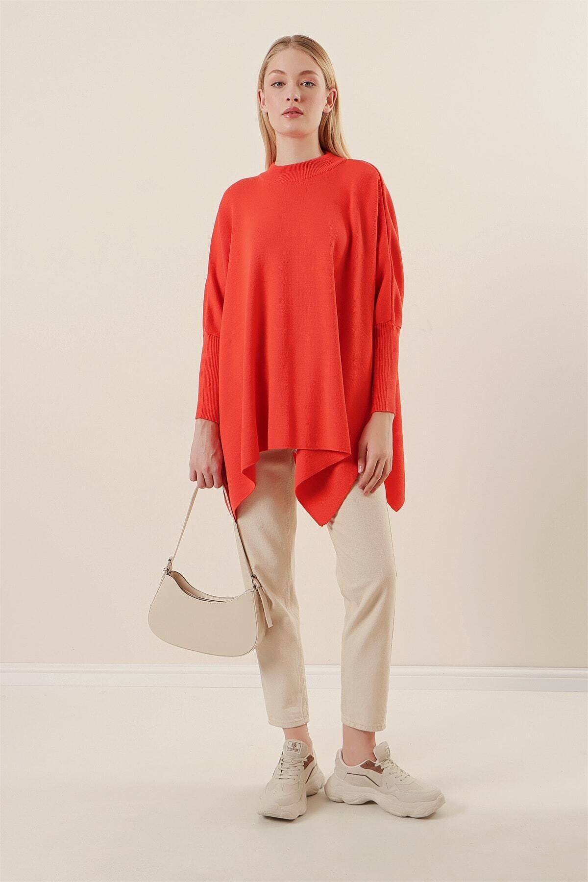 Kadın Oranj Oversize Yırtmaçlı Panço Triko Kazak  HZL23W-BD1100761