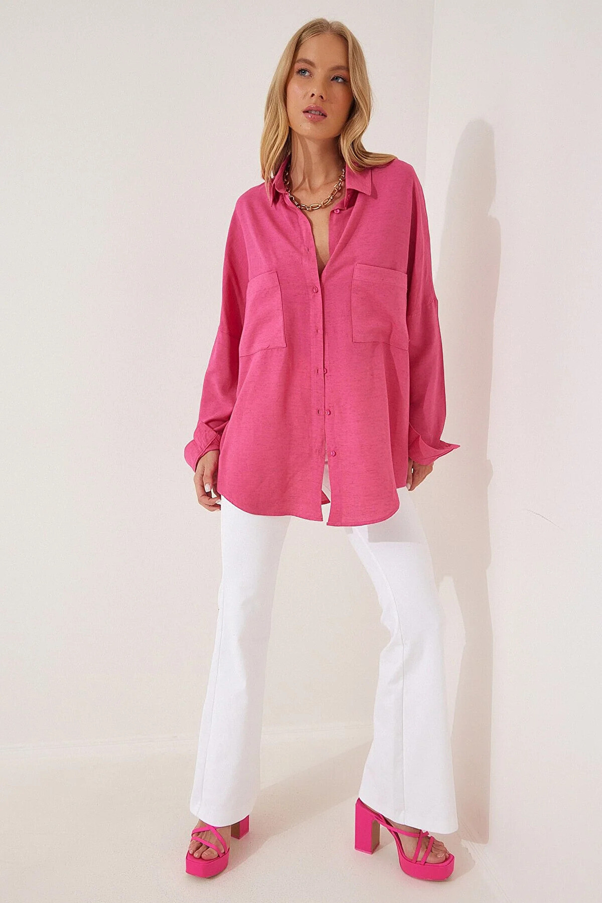 Kadın Pembe Oversize Çift Cepli Keten Gömlek HZL22S-BD1201261