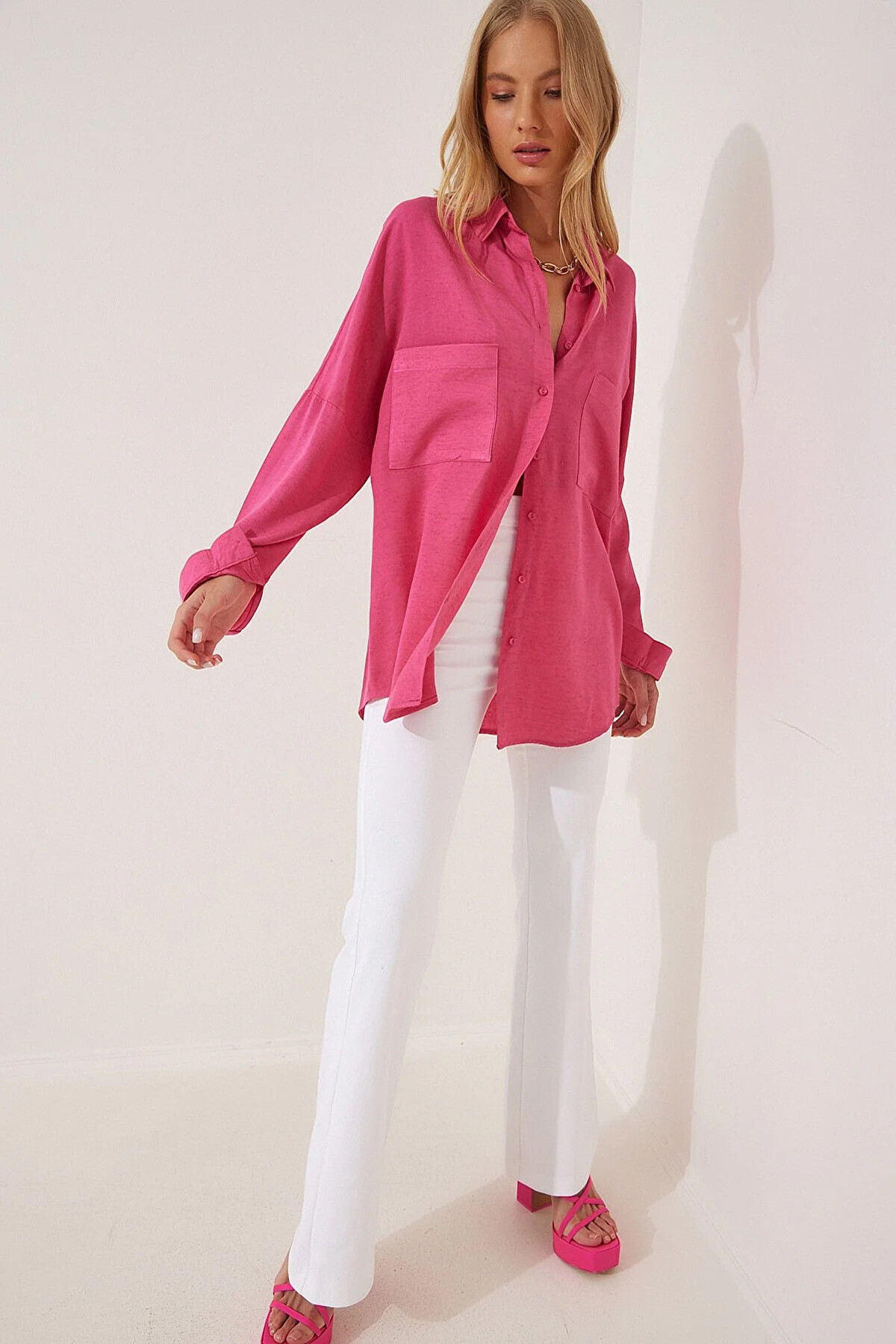 Kadın Pembe Oversize Çift Cepli Keten Gömlek HZL22S-BD1201261