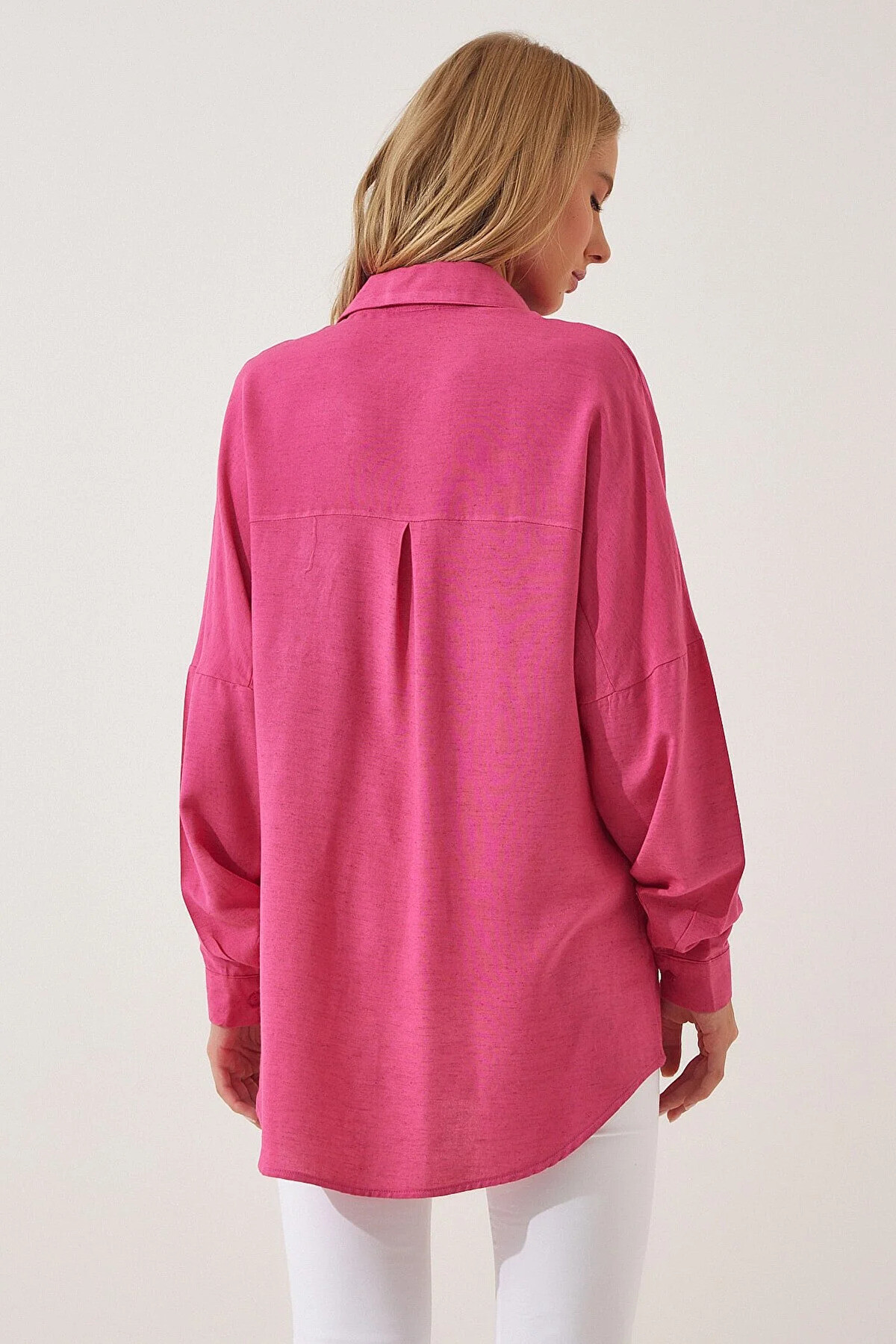 Kadın Pembe Oversize Çift Cepli Keten Gömlek HZL22S-BD1201261