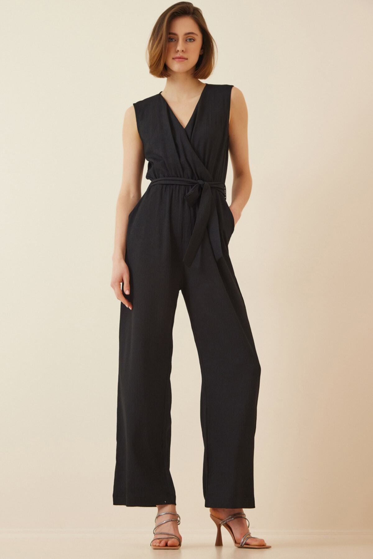 Kadın Siyah Beli Lastikli Derin Kruvaze V Yaka Kemerli Örme Tulum HZL22S-BD170211