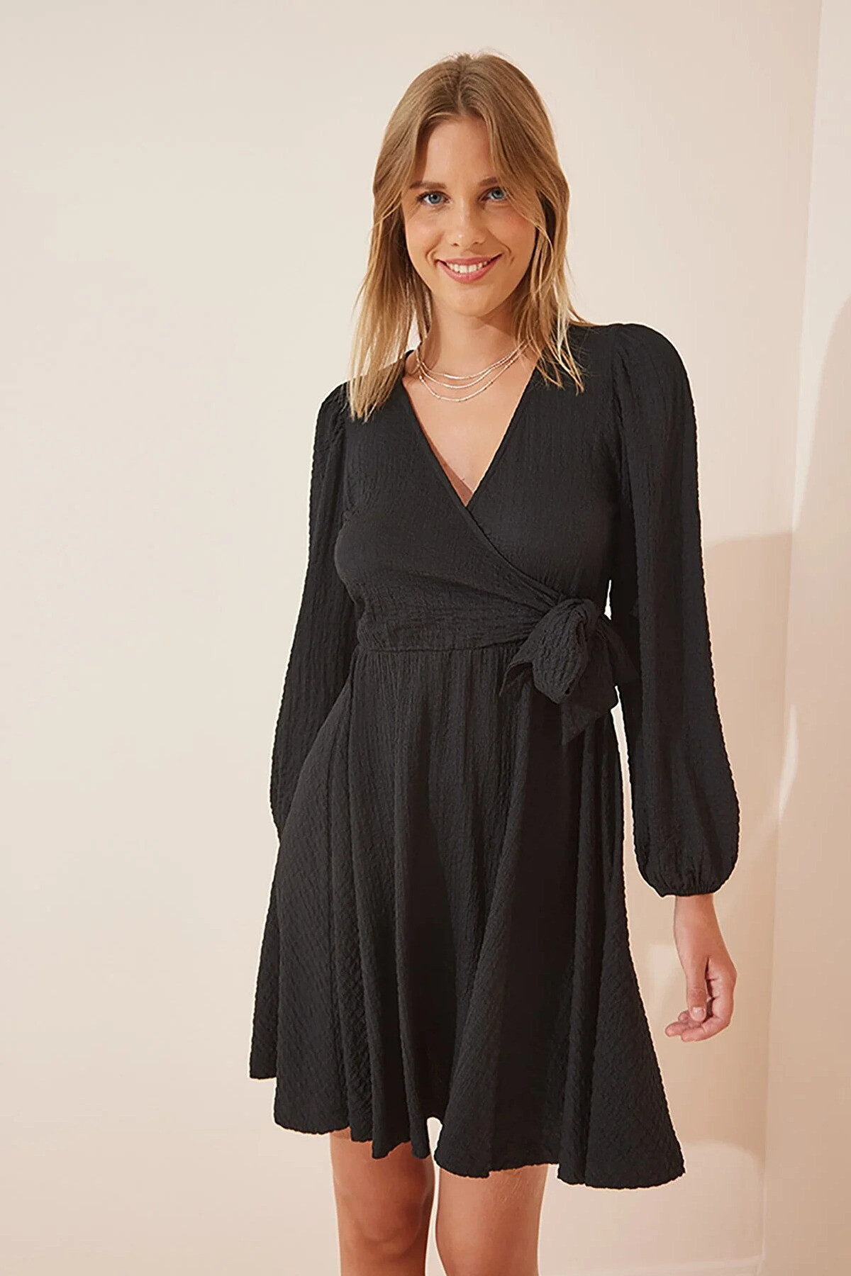 Kadın Siyah V Yaka Dokulu Likralı Uzun Kollu Anvelop Örme Elbise HZL23W-BD123621