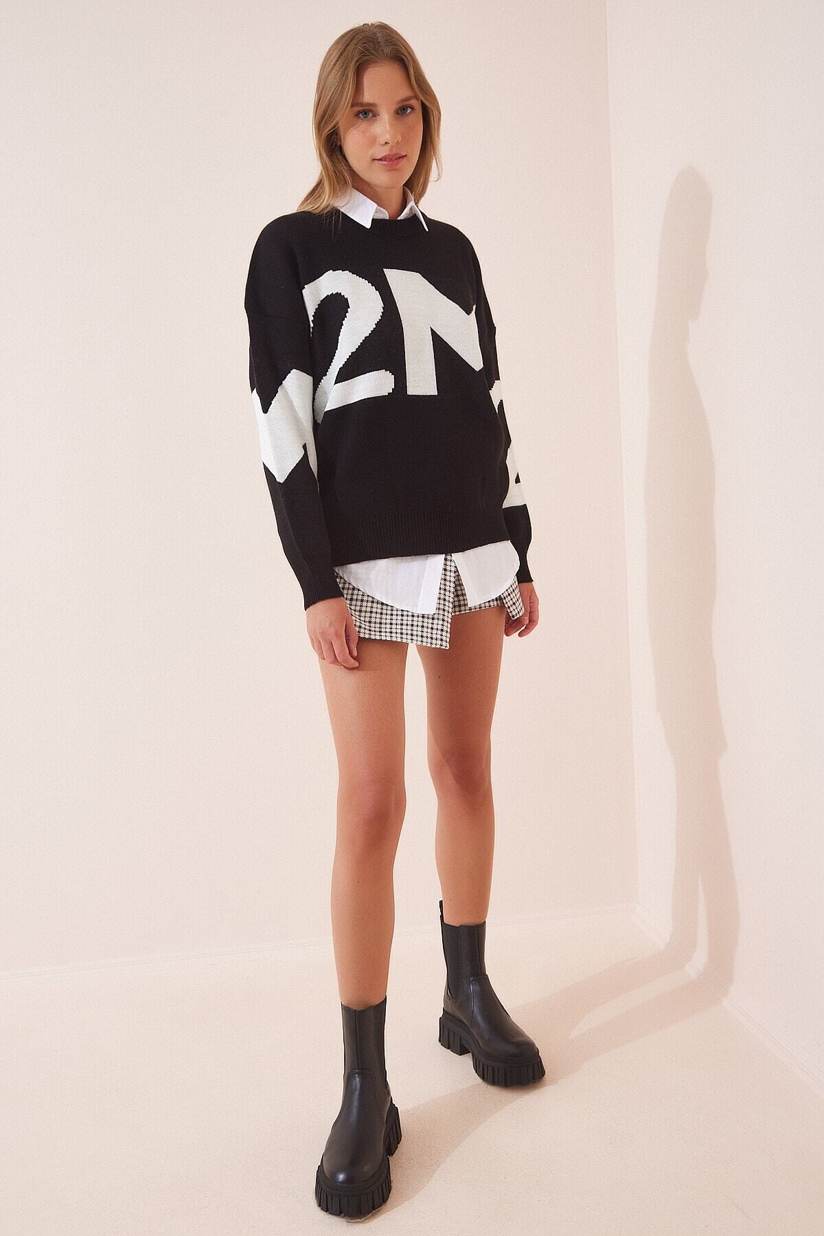 Kadın Siyah Yazılı Oversize Triko Kazak  HZL23W-BD1101281