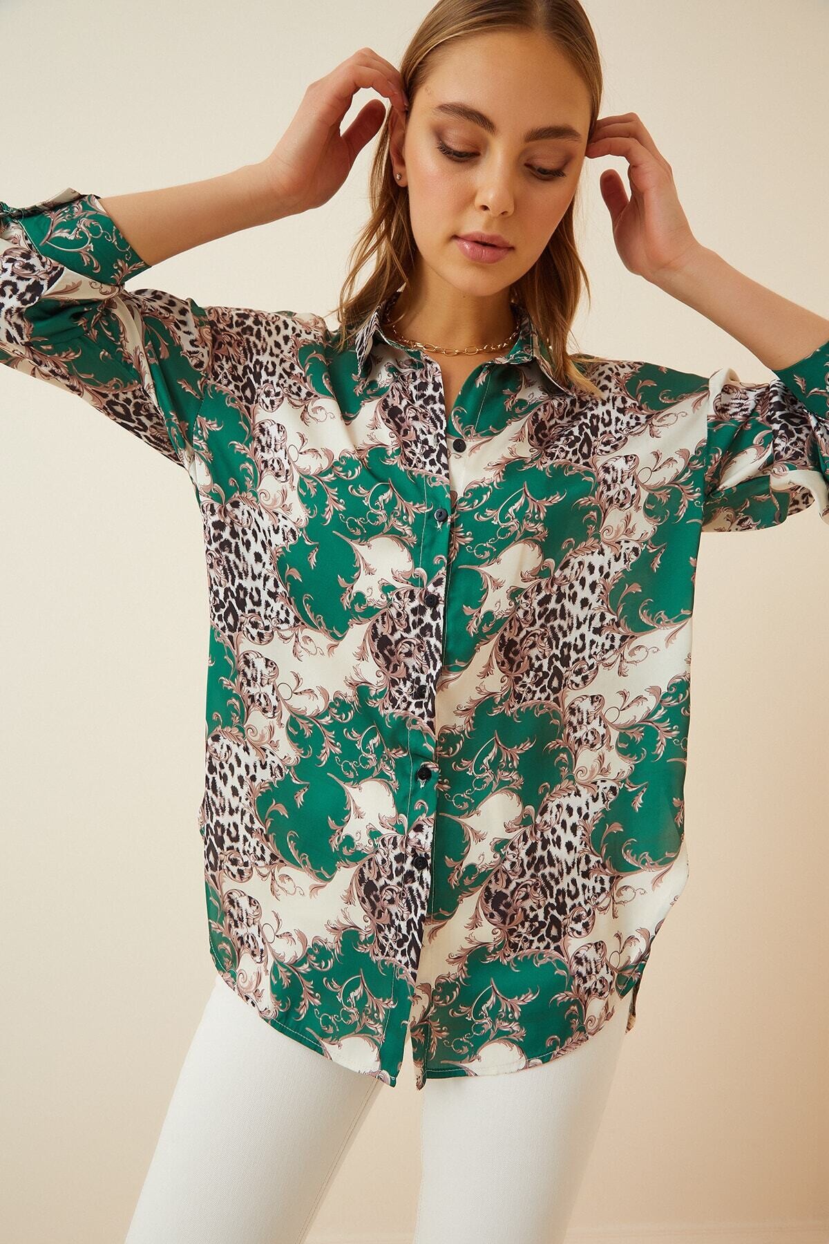 Kadın Yeşil Dökümlü Desenli Saten Yüzeyli Oversize Gömlek HZL22S-BD140051