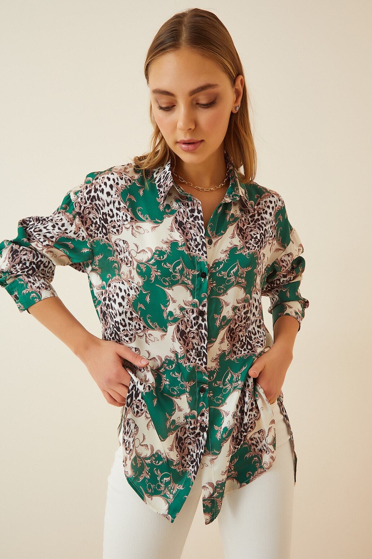 Kadın Yeşil Dökümlü Desenli Saten Yüzeyli Oversize Gömlek HZL22S-BD140051