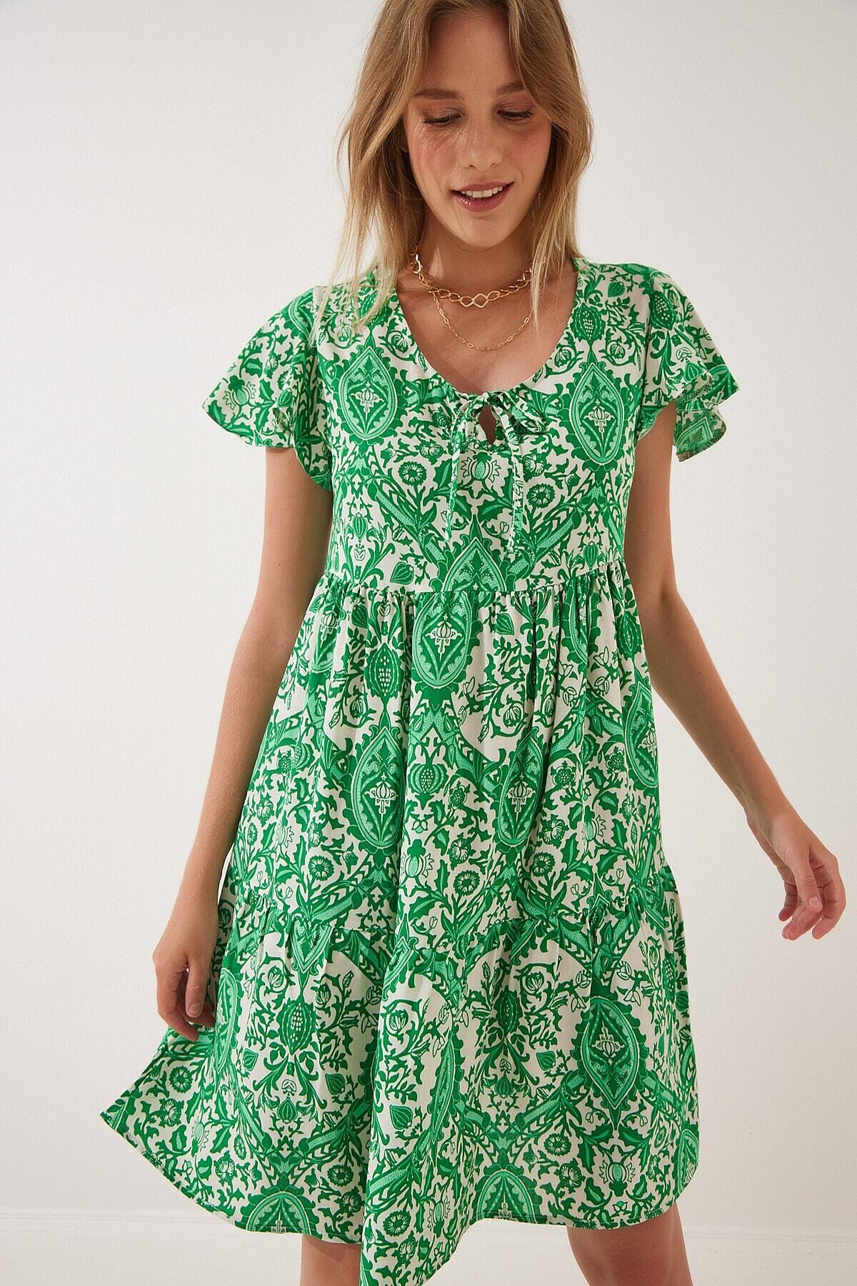 Kadın Yeşil Etnik Desenli V Yaka Yazlık Viskon Kısa Elbise HZL22S-BD123521
