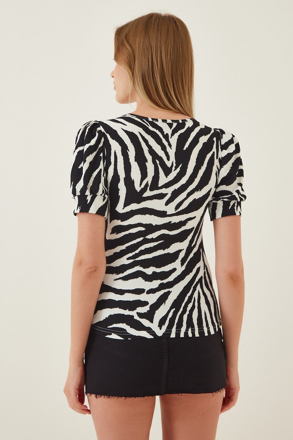 Kadın Zebra Kare Yaka Örme Bluz HZL22W-BD104091