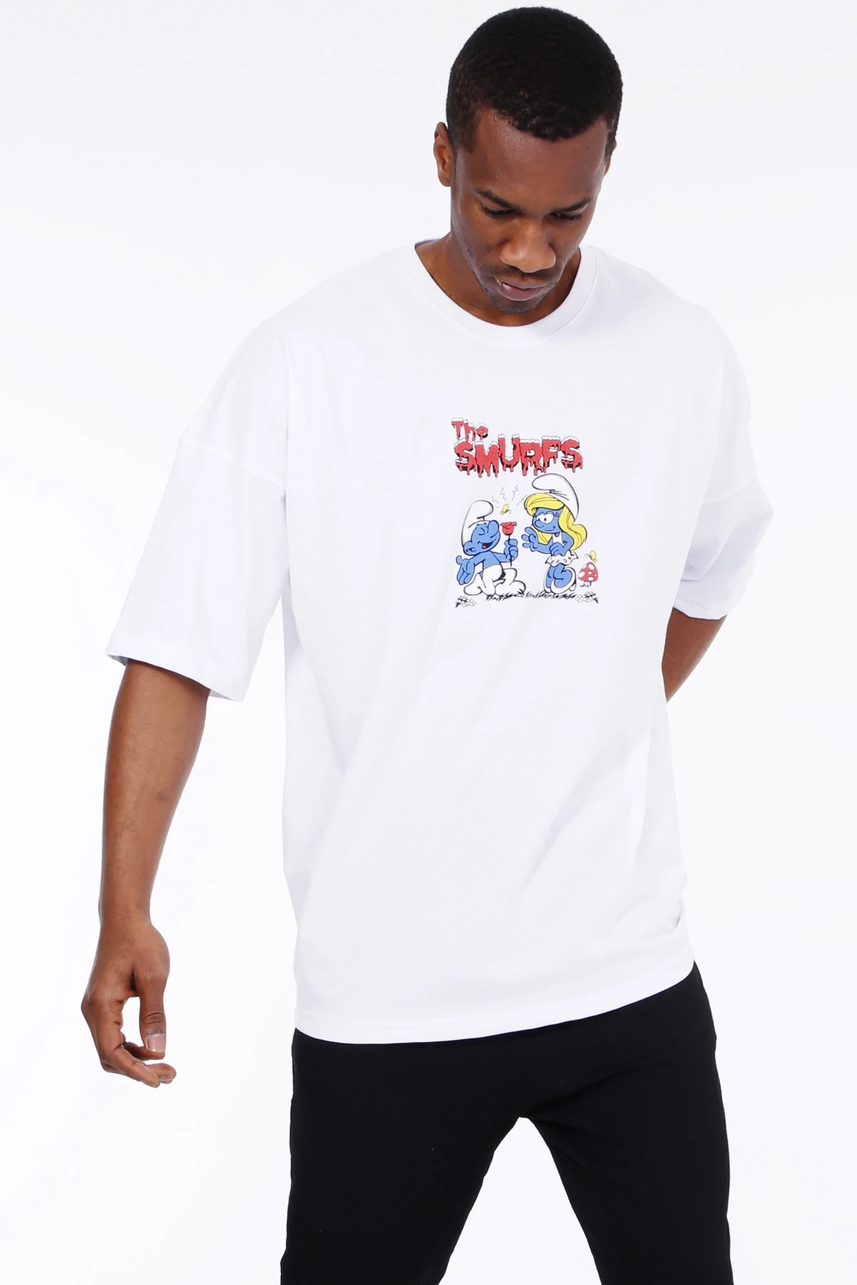 Erkek Beyaz Şirinler Baskılı Oversize Örme T-shirt HZL23S-MXC130031