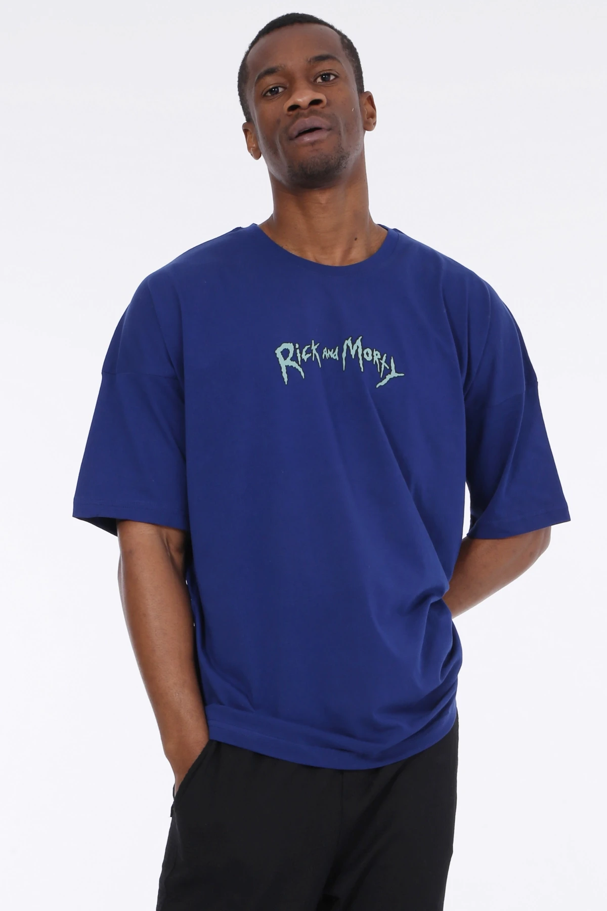 Erkek Saks Mavi Rick and Morty Yazı Baskılı Oversize Örme T-shirt HZL23S-MXC130071