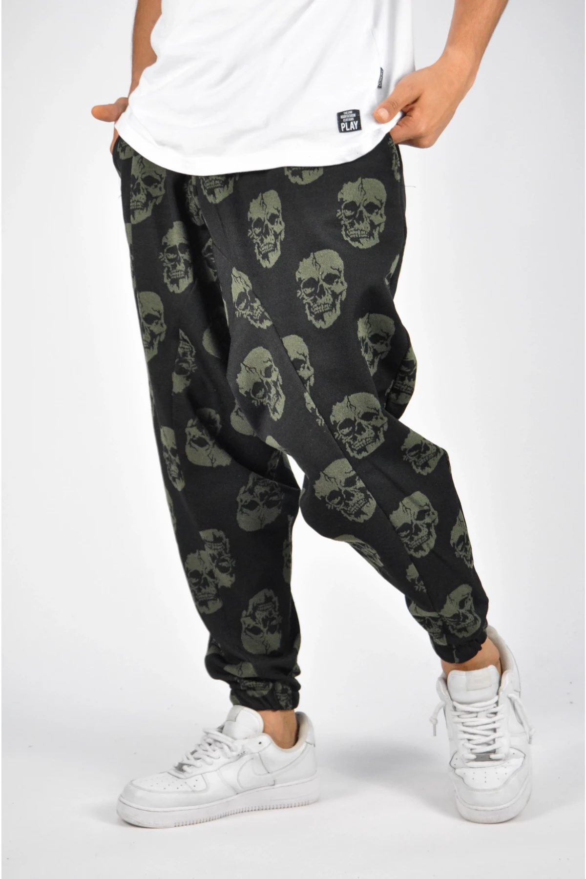 Erkek Siyah Haki KuruKafa Desenli Bol Kesim Şalvar Tip Eşofman Altı HZL23S-MXC17042-11