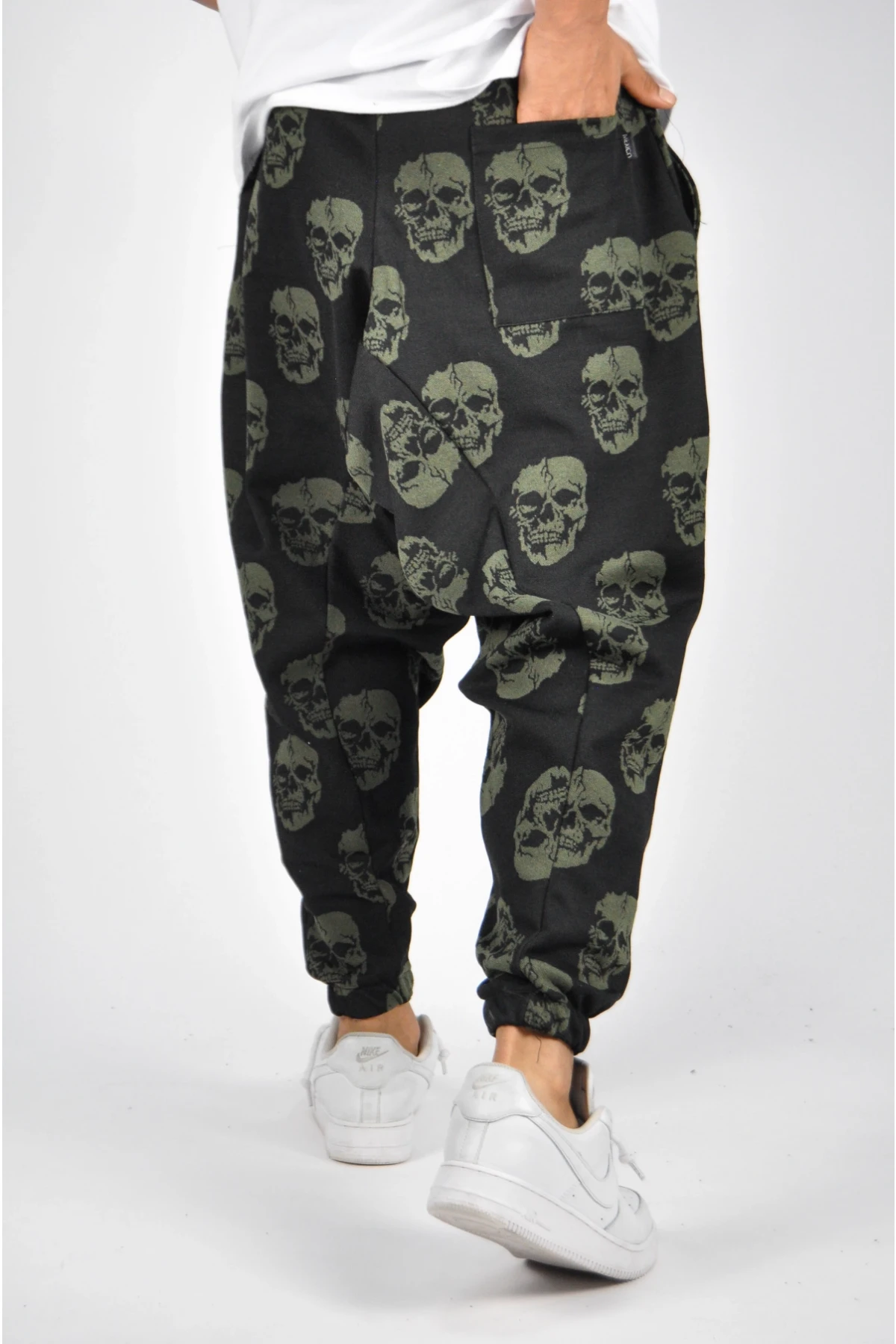 Erkek Siyah Haki KuruKafa Desenli Bol Kesim Şalvar Tip Eşofman Altı HZL23S-MXC17042-11