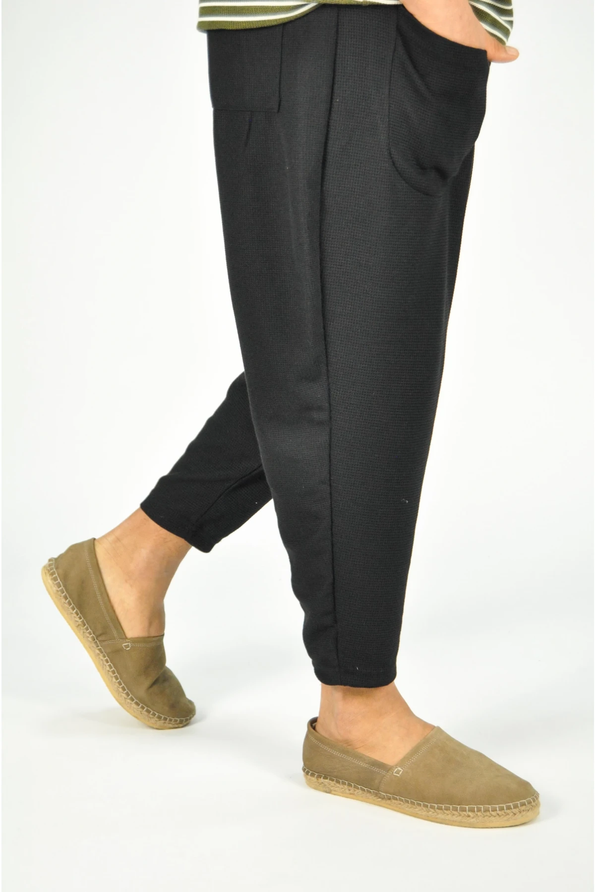 Erkek Siyah Önden Cepli  Bol Kesim Şalvar Tip Eşofman Altı HZL23S-MXC17142-11