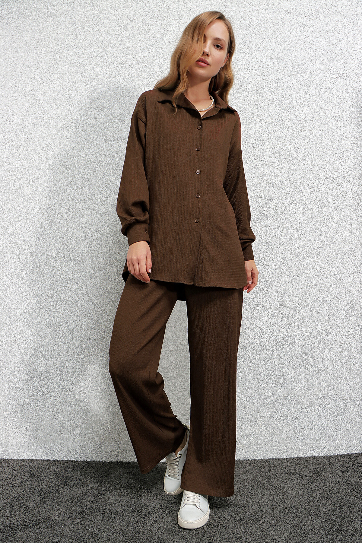 Hazelin Kadın Çikolata Oversize Alt-Üst İkili Örme Takım HZL23W-BD158581