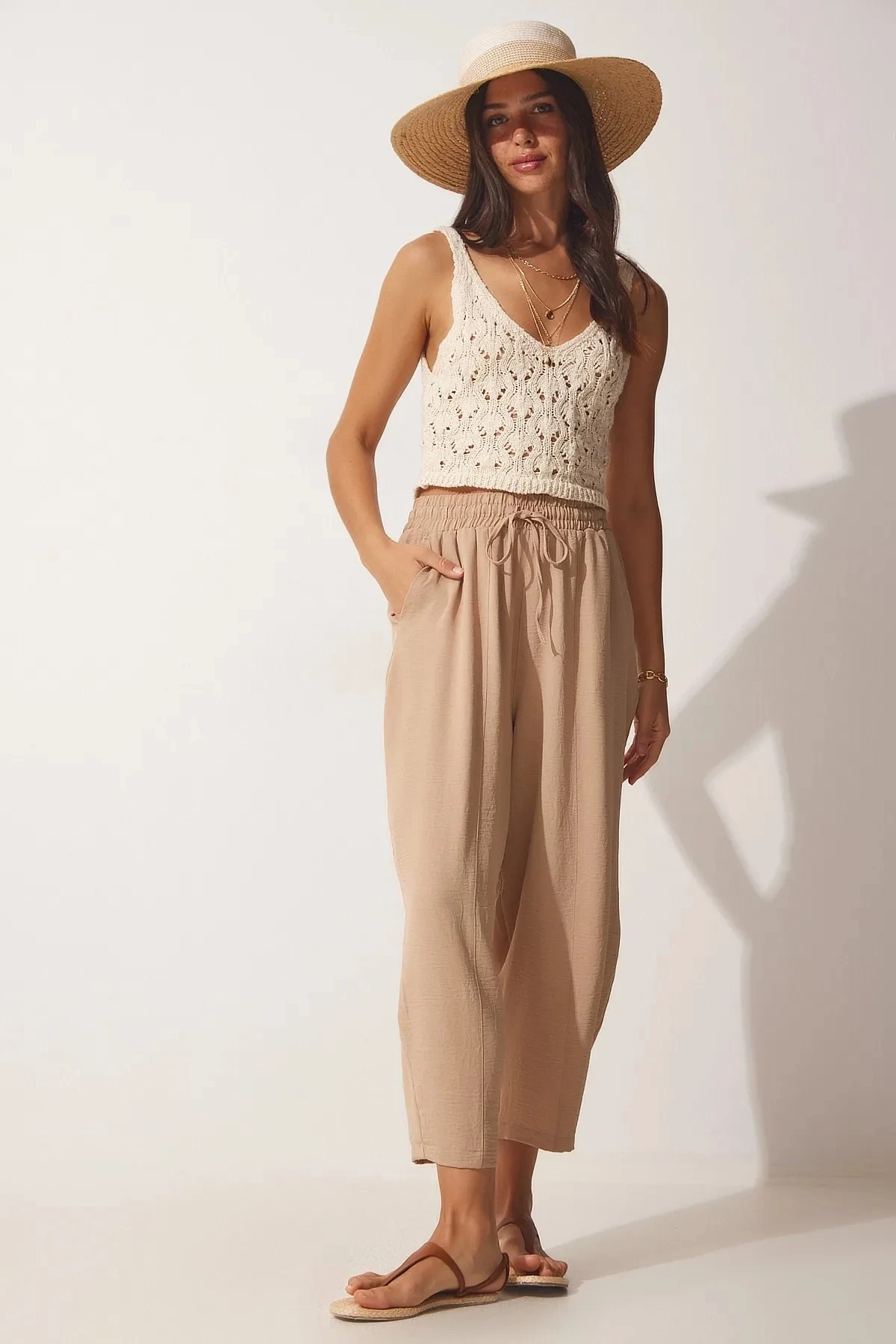 Kadın Bej Cepli Beli Lastikli Ayrobin Şalvar Pantolon HZL23S-BD165911