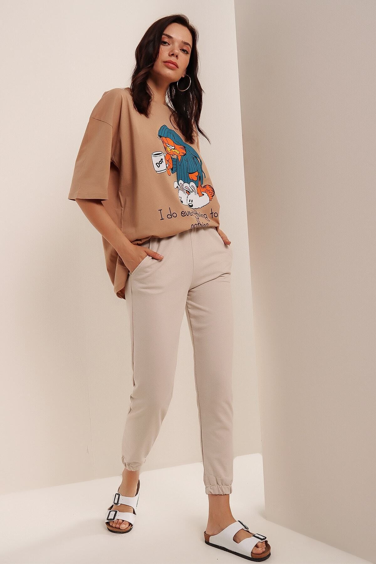 Kadın Bej Cepli Beli Paçası Lastikli Eşofman Altı HZL22W-BD1553661