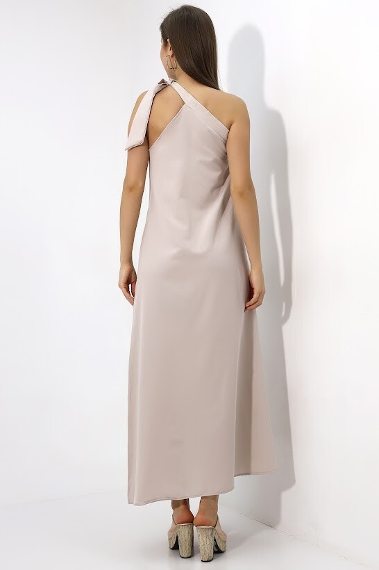 Kadın Bej Omuzdan Bağlamalı Maxi Boy Dekolteli Poplin Dokuma Elbise HZL22S-DSB110031