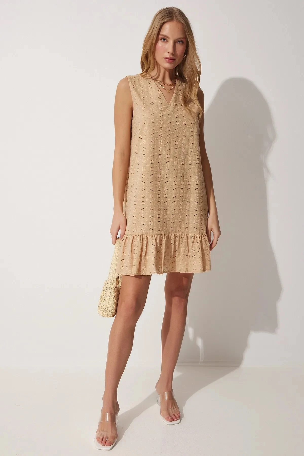 Kadın Bej V Yaka  Fistolu Mini Elbise HZL23S-BD123911