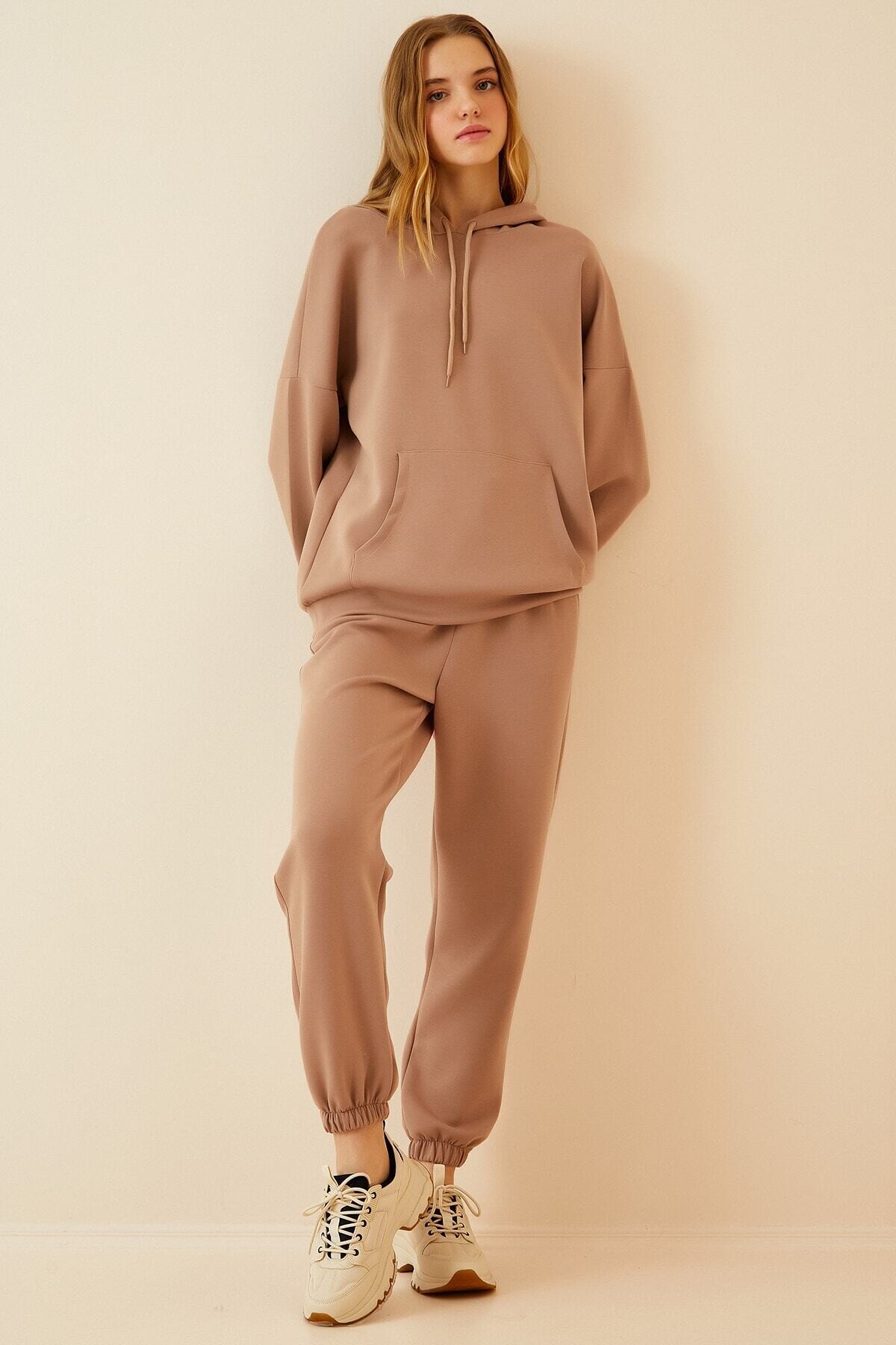 Kadın Bisküvi Kapüşonlu Kanguru Cepli Bileği Lastikli Eşofman Takımı HZL22w-BD1553771