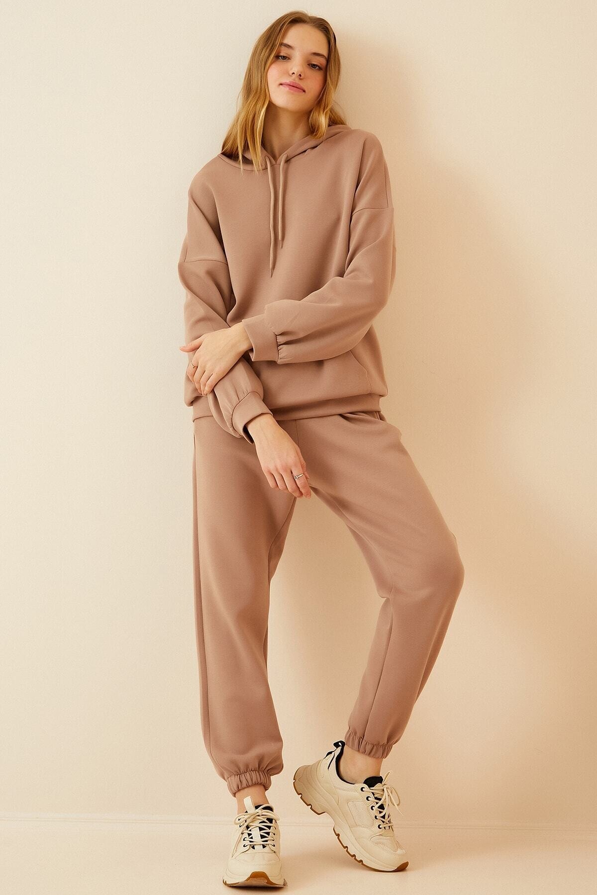 Kadın Bisküvi Kapüşonlu Kanguru Cepli Bileği Lastikli Eşofman Takımı HZL22w-BD1553771