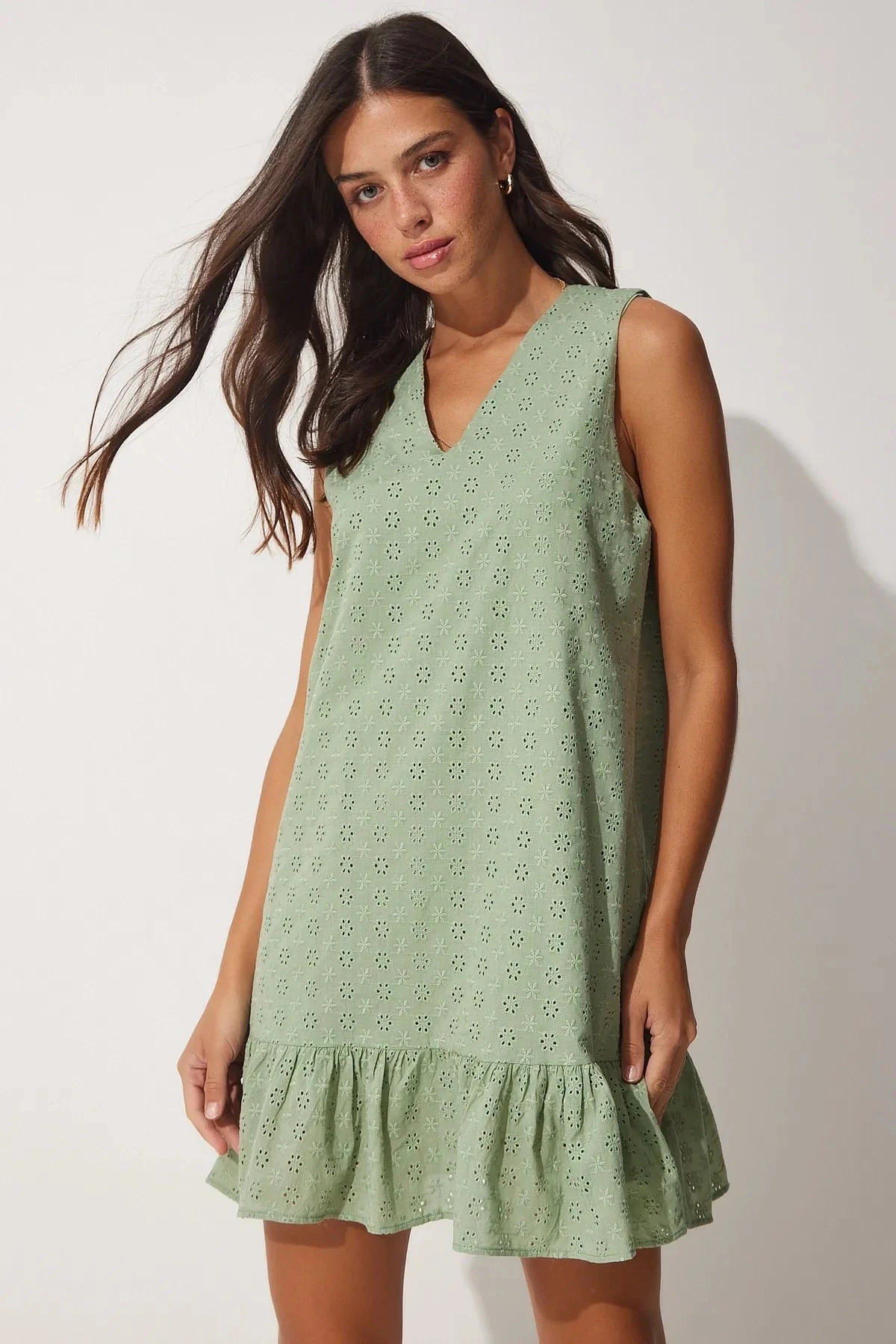 Kadın Çağla Yeşili V Yaka  Fistolu Mini Elbise HZL23S-BD123911