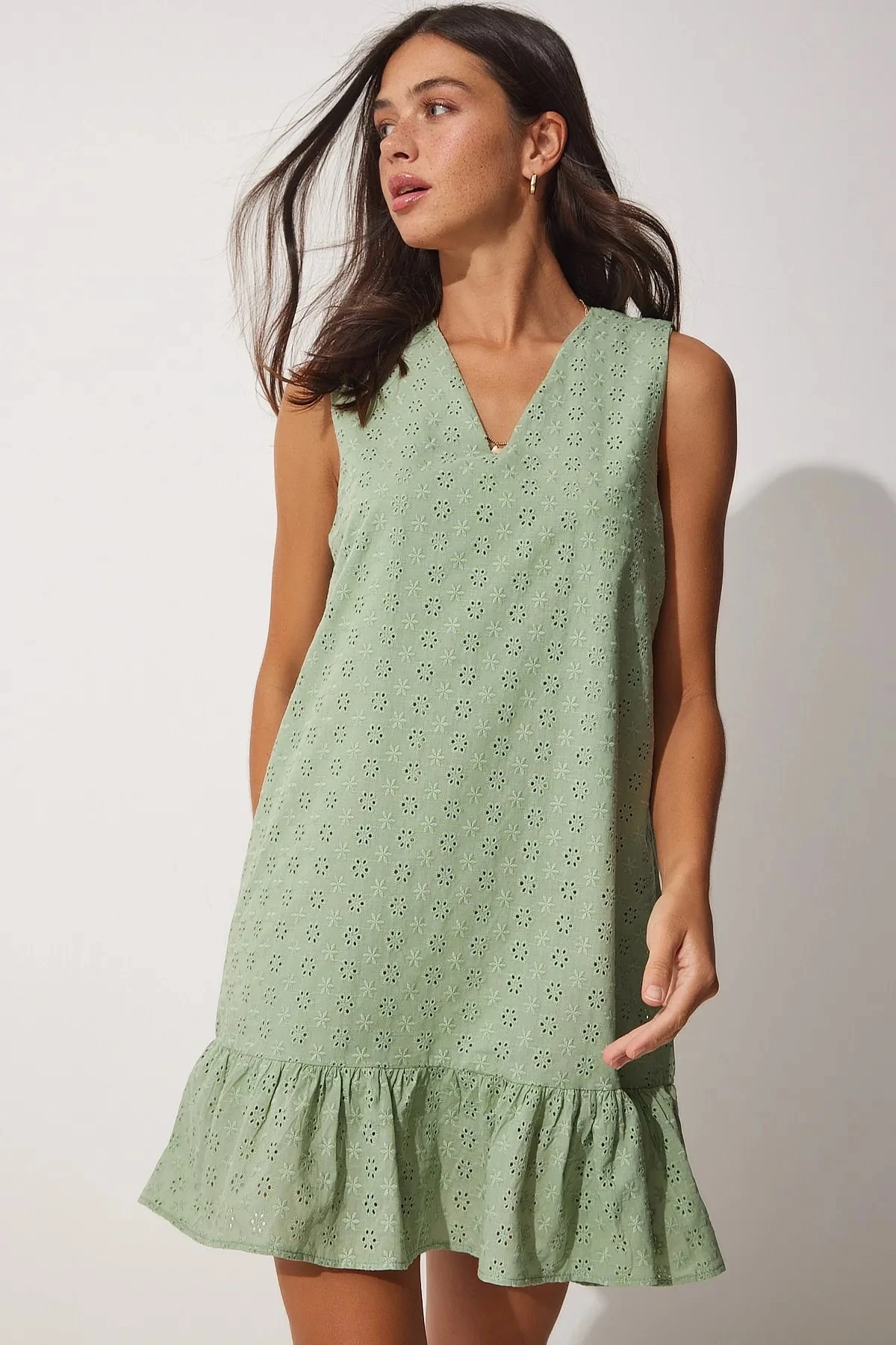 Kadın Çağla Yeşili V Yaka  Fistolu Mini Elbise HZL23S-BD123911