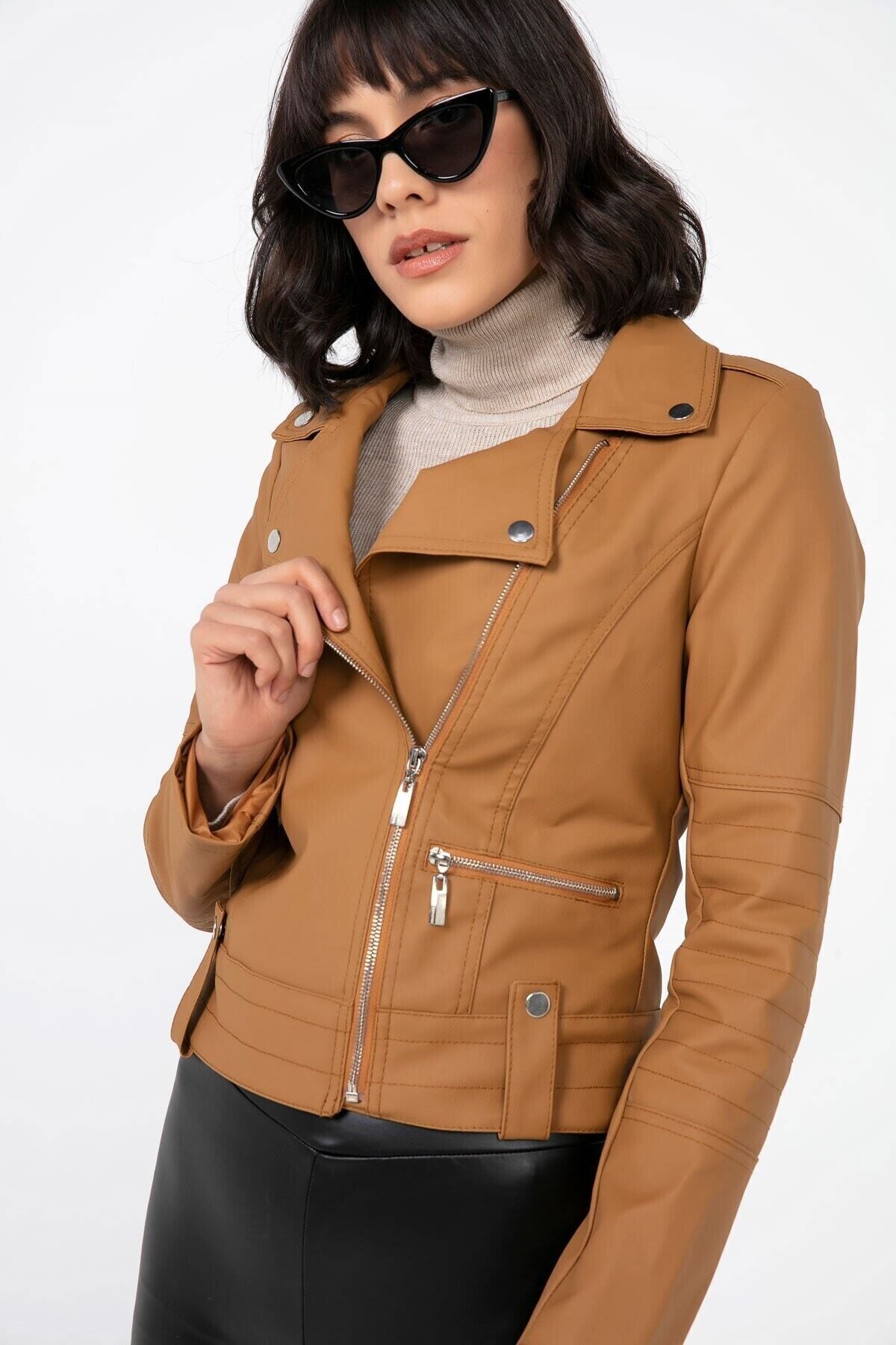 Kadın Camel Kısa Suni Deri Astarlı Biker Ceket HZL22W-BD110251