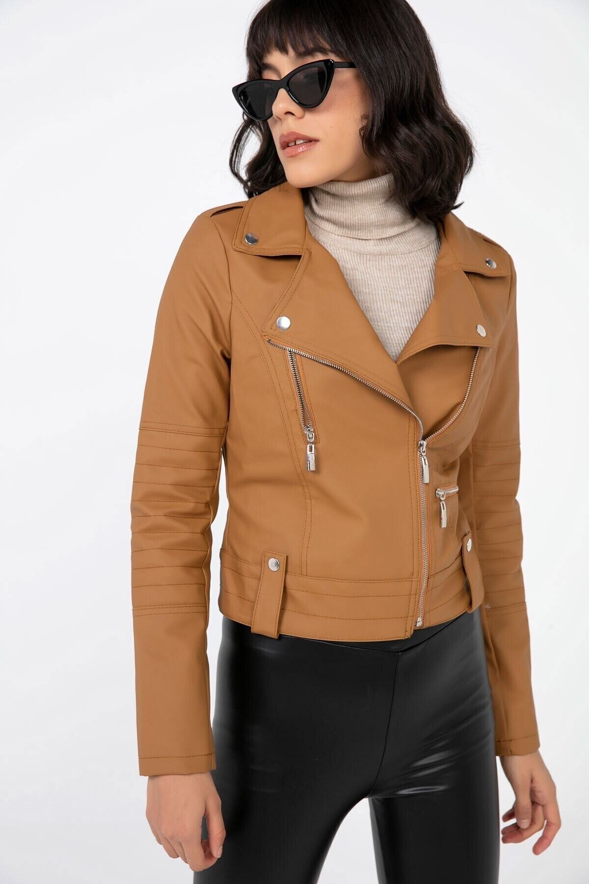 Kadın Camel Kısa Suni Deri Astarlı Biker Ceket HZL22W-BD110251