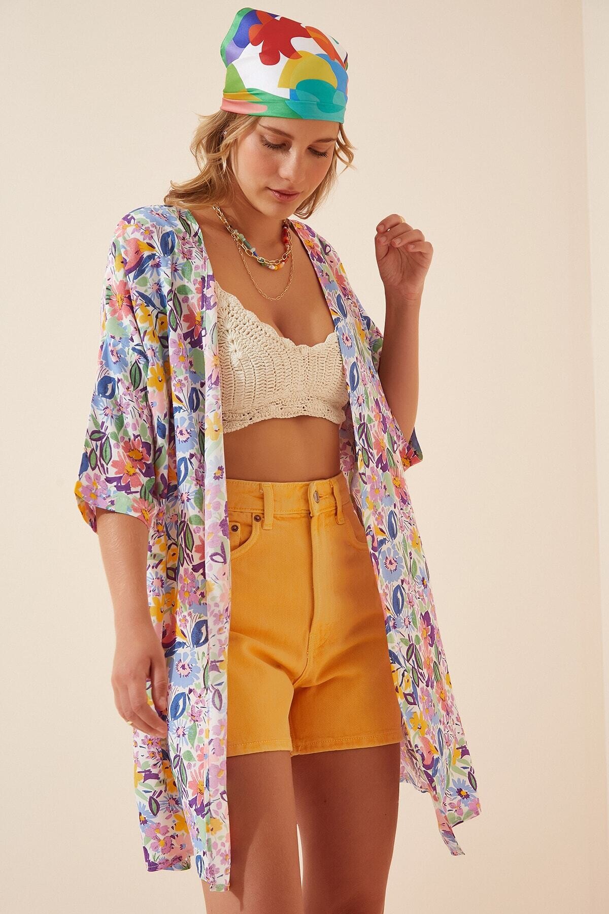 Kadın Canlı Mavi Desenli Viskon Kimono HZL21S-5832