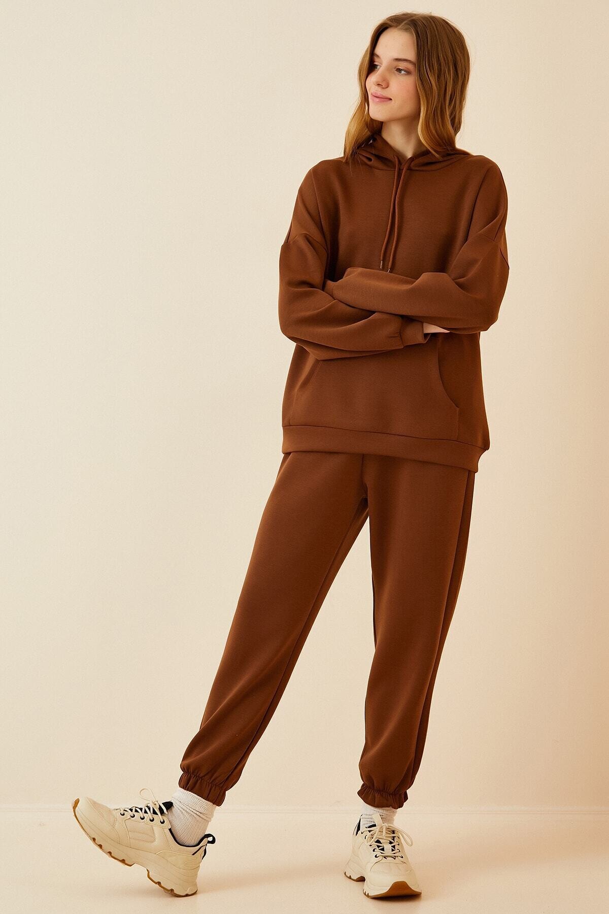 Kadın Çikolata Kapüşonlu Kanguru Cepli Bileği Lastikli Eşofman Takımı HZL22w-BD1553771