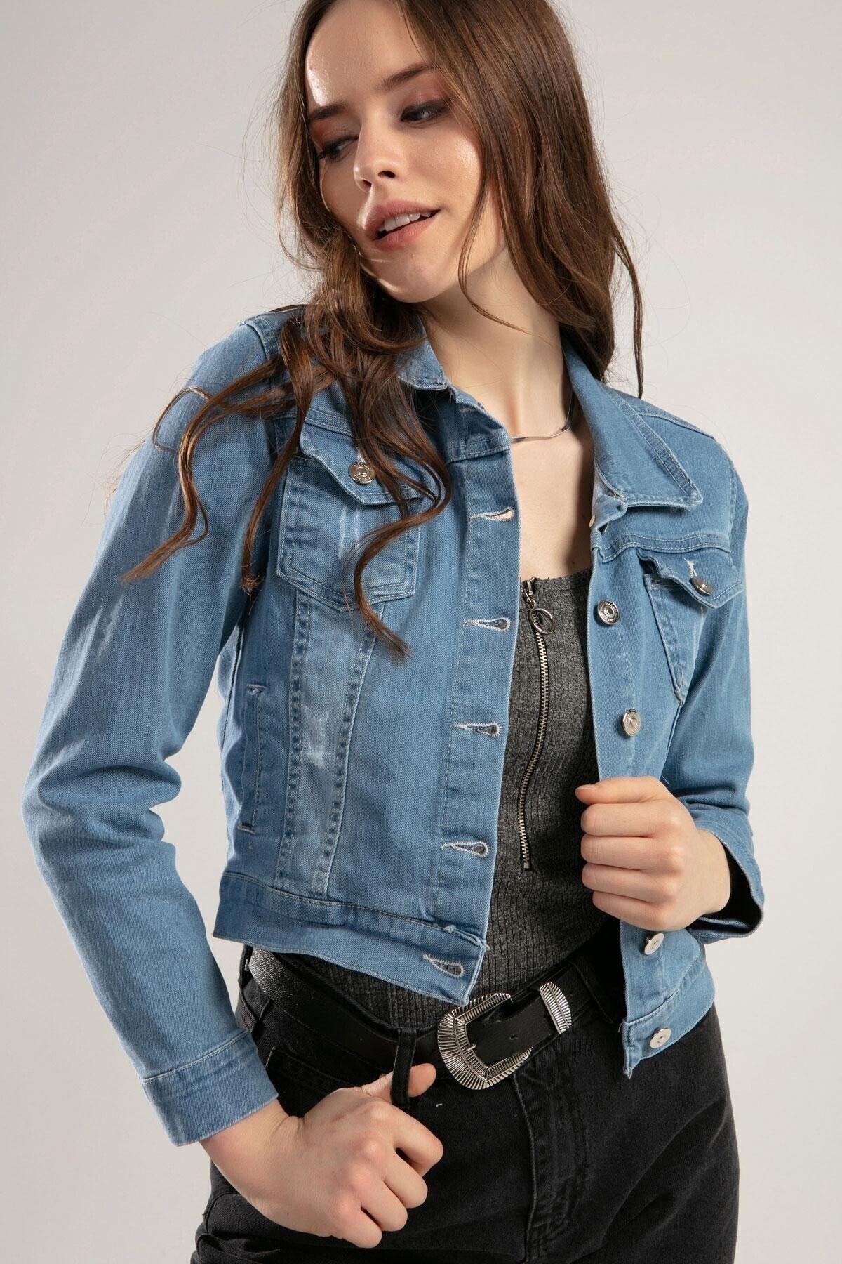 Kadın Denim Crop Cepli Kot Ceket HZL22W-BD106501