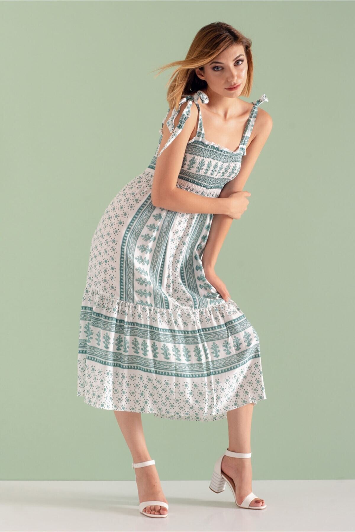 Kadın Haki Bağlamalı Askılı Desenli Yazlık Viskon Elbise HZL21S-2239