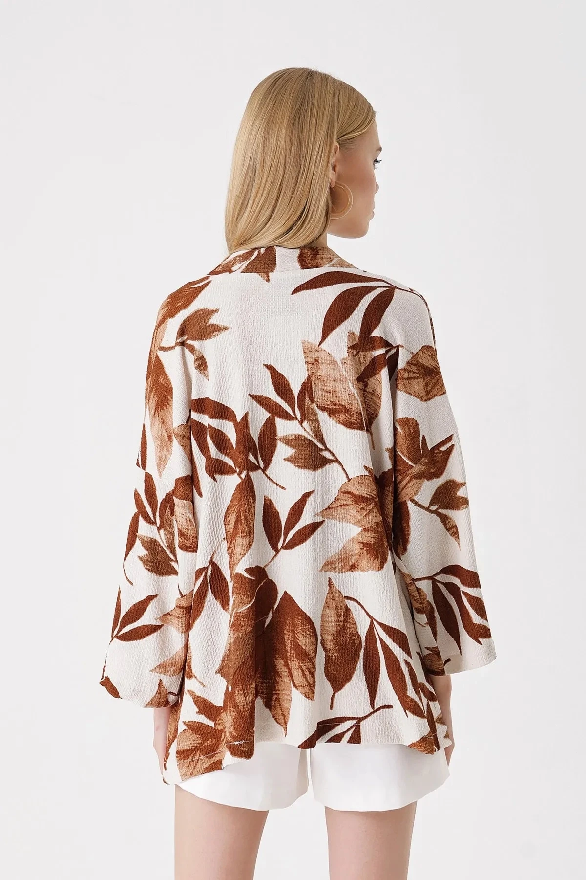 Kadın Yaprak Desenli Kiremit Önü Açık Katlı Yaka Dokulu Mevsimlik Ceket HZL22S-BD158621