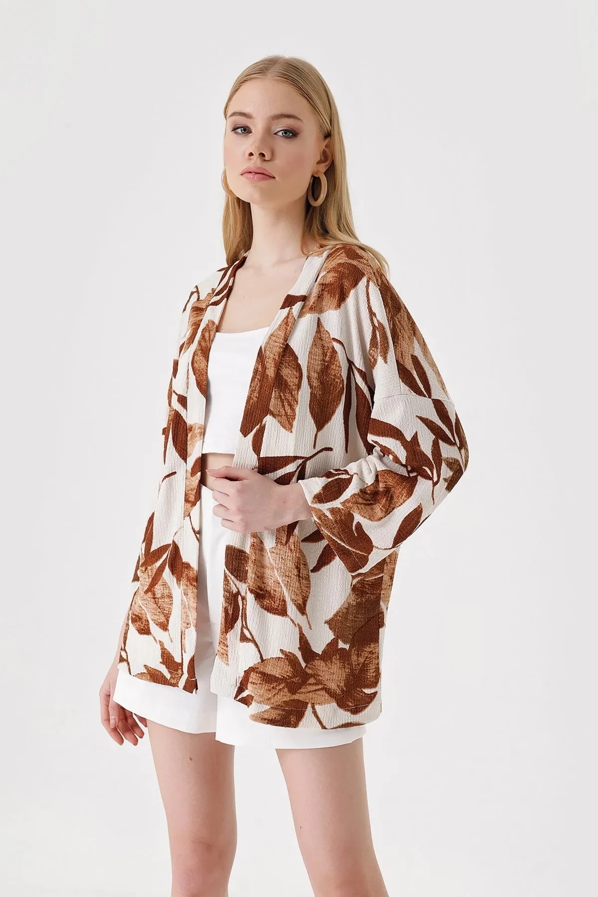 Kadın Yaprak Desenli Kiremit Önü Açık Katlı Yaka Dokulu Mevsimlik Ceket HZL22S-BD158621