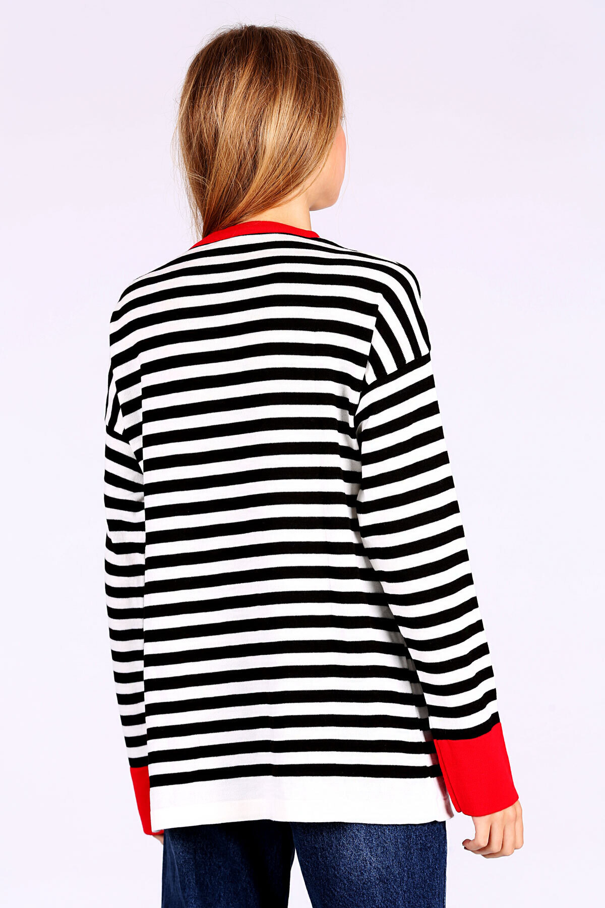 Kadın Kırmızı Beyaz Nakışlı Çizgili Oversize Triko Kazak HZL22W-BD1100521