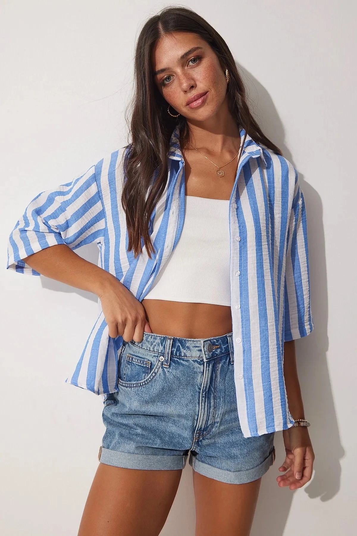 Kadın Mavi Çizgili Keten Viskon Gömlek HZL23S-BD1201721