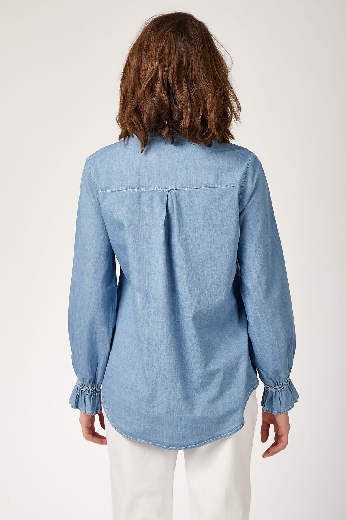 Kadın Mavi Hakim Yaka Fırfırlı Uzun Kollu Kot Gömlek HZL22W-BD137991