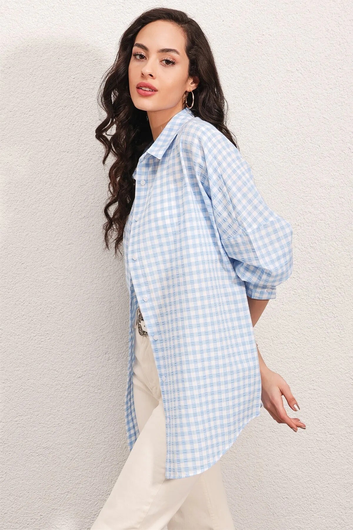 Kadın Mavi Kareli Oversize Gömlek HZL22W-BD1201451